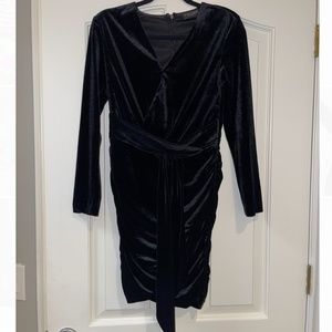 DRESS FORUM Black Velvet Party Dress